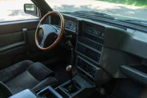 Obraz 25/50 pojazdu Alfa Romeo 75 2.0 Twin Spark (1989)