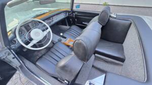 Image 13/26 de Mercedes-Benz 280 SL (1970)