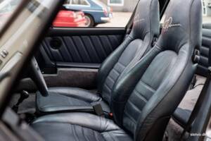 Image 30/44 de Porsche 911 Carrera 3.2 &quot;#250.000 911&quot; (1988)