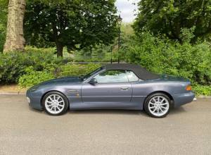 Imagen 46/50 de Aston Martin DB 7 Vantage Volante (2002)