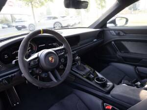 Image 5/17 of Porsche 911 GT3 RS Weissach (2023)