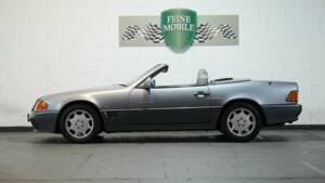 Image 2/34 of Mercedes-Benz 500 SL (1991)
