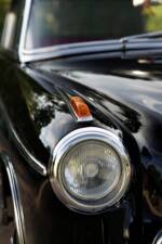 Immagine 10/35 di Mercedes-Benz 220 SE (1960)