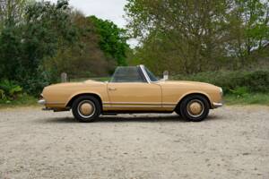 Bild 10/31 von Mercedes-Benz 230 SL (1966)