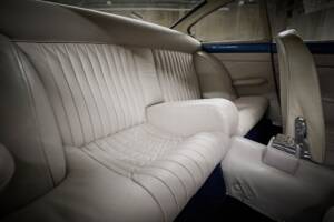 Imagen 70/100 de Ferrari 250 GT 2+2 (1963)