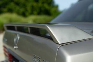 Image 25/50 of Mercedes-Benz 190 E 2.3-16 (1985)