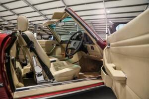 Image 13/35 of Mercedes-Benz 300 SL (1989)