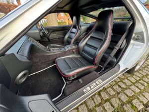 Imagen 28/33 de Porsche 928 S4 (1988)