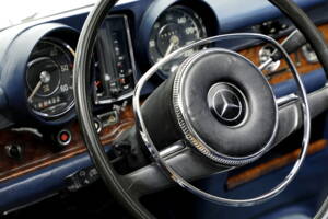 Image 10/24 of Mercedes-Benz 600 (1971)