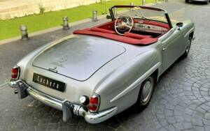 Image 4/13 of Mercedes-Benz 190 SL (1957)