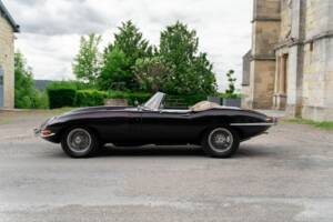 Imagen 8/50 de Jaguar E-Type 4.2 (1967)