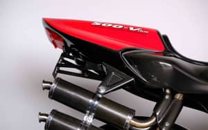 Image 16/94 of Bimota 500 V-Due (2003)