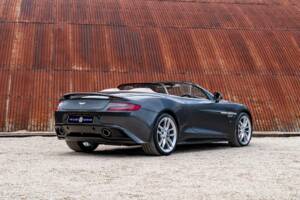 Immagine 8/35 di Aston Martin Vanquish (2017)