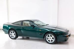 Image 37/37 of Aston Martin V8 Coupé (1999)