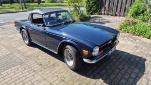 Image 18/100 of Triumph TR 6 PI (1971)