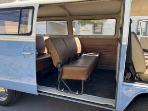 Image 6/8 of Volkswagen T2 a/b (1972)