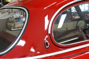 Image 18/28 of Borgward Isabella Hansa 1500 (1961)