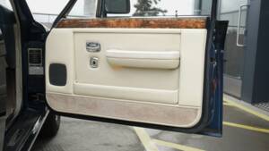 Image 8/45 of Bentley Turbo R (1988)