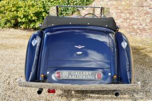 Image 18/50 of Lagonda LG 6 (1939)