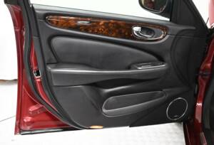 Imagen 25/50 de Jaguar XJR Super V8 (2004)