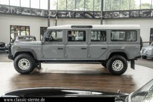 Immagine 2/15 di Land Rover Defender 147 (2002)