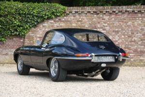 Imagen 25/50 de Jaguar E-Type 4.2 (1964)