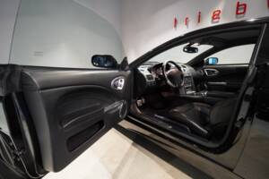 Bild 6/20 von Aston Martin V12 Vanquish (2004)