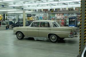 Image 8/50 of Mercedes-Benz 300 SE (1964)