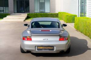 Bild 10/29 von Porsche 911 GT3 (2001)