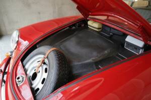Image 11/26 of Porsche 356 C 1600 SC (1964)