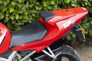 Image 25/33 of Yamaha YZF-R1 (2001)