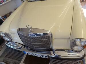 Bild 3/7 von Mercedes-Benz 250 SE (1966)