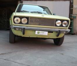 Image 14/50 of FIAT 128 Sport Coupe (1974)