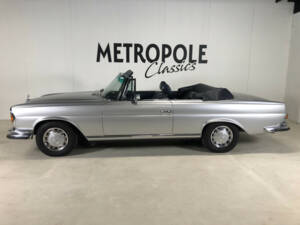 Image 3/31 of Mercedes-Benz 280 SE 3,5 (1970)