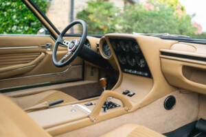 Bild 13/30 von Lamborghini Miura P 400 S (1968)