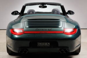 Immagine 17/41 di Porsche 911 Carrera 4S (2008)