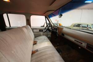 Bild 9/17 von GMC Suburban Sierra (1979)