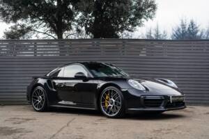 Bild 1/52 von Porsche 911 Turbo S (2017)