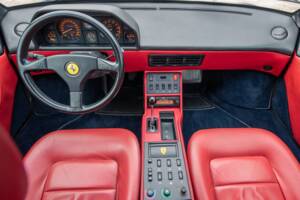 Immagine 23/42 di Ferrari Mondial T (1990)