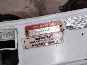 Bild 39/44 von MG MGB GT (1971)