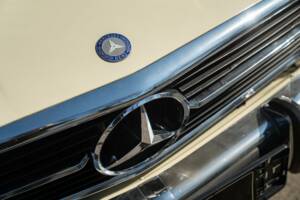 Afbeelding 21/50 van Mercedes-Benz 450 SLC (1972)