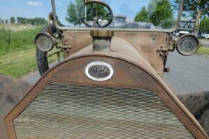 Image 41/66 of Regal Model T Underslung (1913)