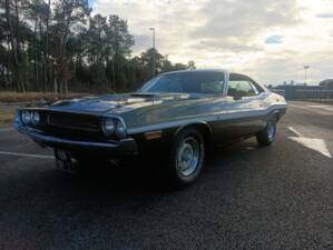 Image 1/44 of Dodge Challenger R/T (1970)