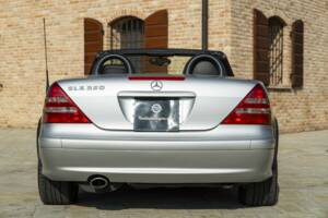 Image 8/50 de Mercedes-Benz SLK 320 (2001)