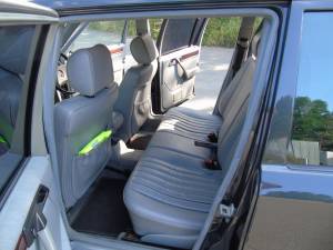 Bild 30/31 von Mercedes-Benz 260 E Lang (1991)