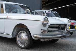 Image 12/29 de Peugeot 404 Coupé (1966)