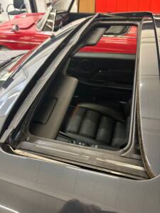 Image 38/63 of Porsche 928 GT (1989)