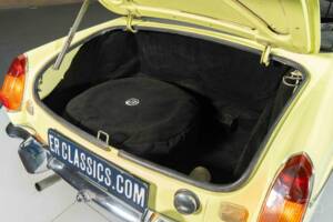 Immagine 19/19 di MG MGB (1977)