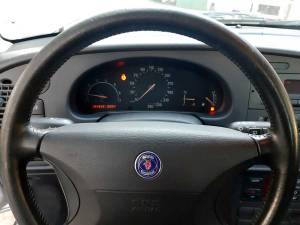 Image 13/25 of Saab 900 SE 2.0i 16V (1997)