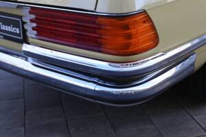 Bild 22/76 von Mercedes-Benz 280 SE (1977)